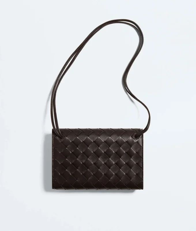 Andiamo Pouch with strap