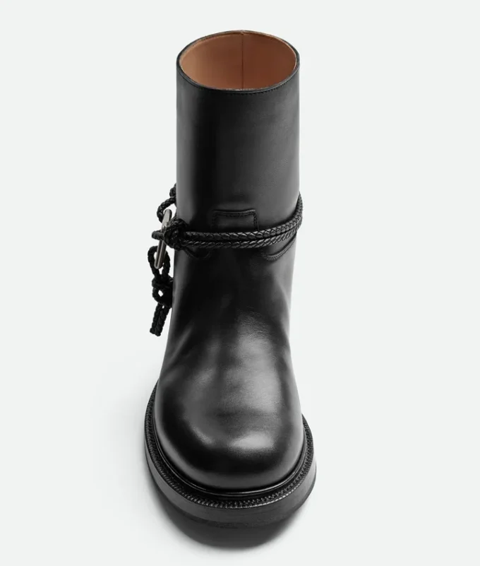 Bottes James