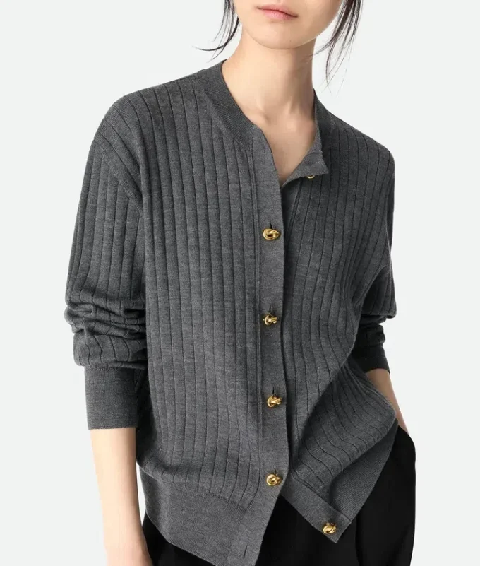 Cardigan en laine à côtes