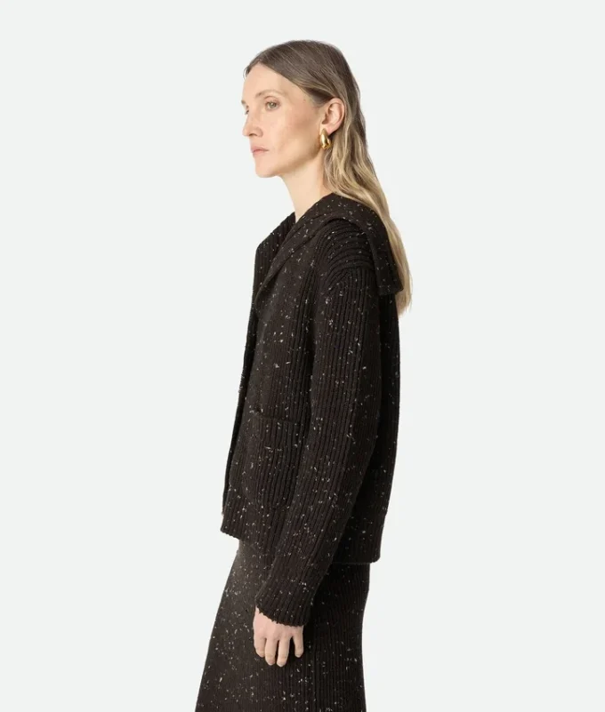 Cardigan en laine à côtes anglaises