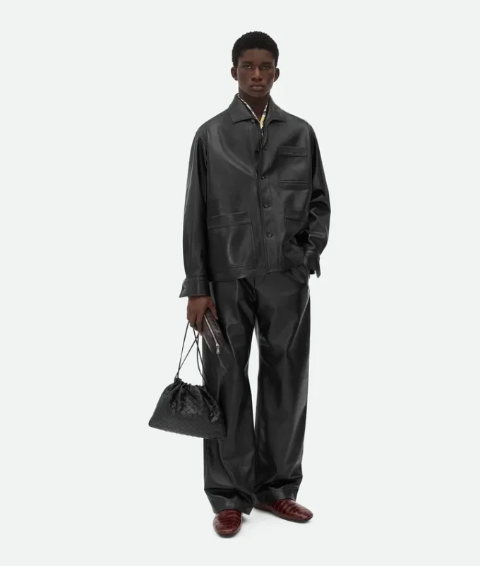 Chemise de pyjama en cuir Chemise de pyjama en cuir