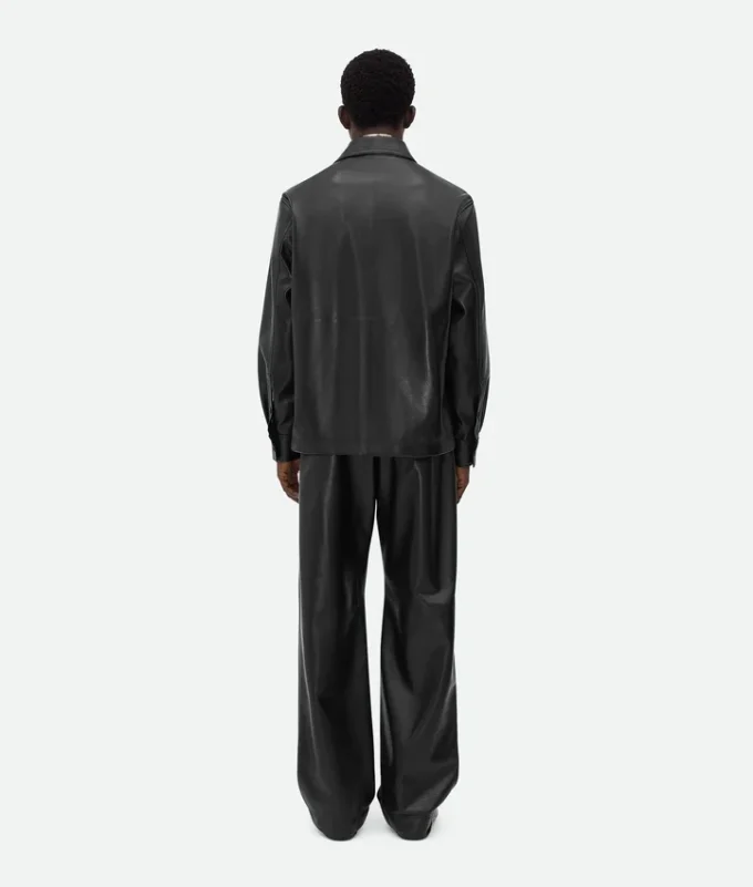 Chemise de pyjama en cuir Chemise de pyjama en cuir