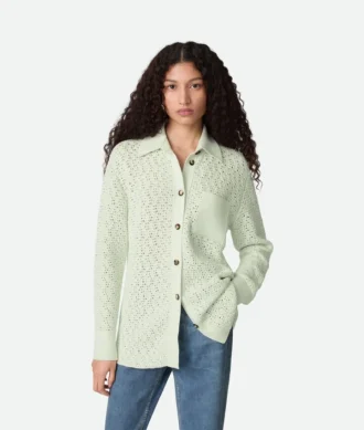 Chemise en coton tricoté au crochet