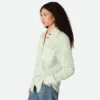 Chemise en coton tricoté au crochet