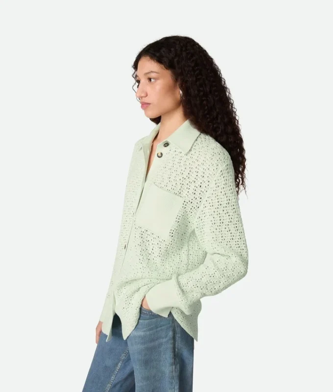 Chemise en coton tricoté au crochet