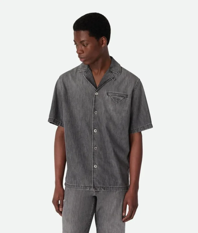 Chemise en denim noir vintage