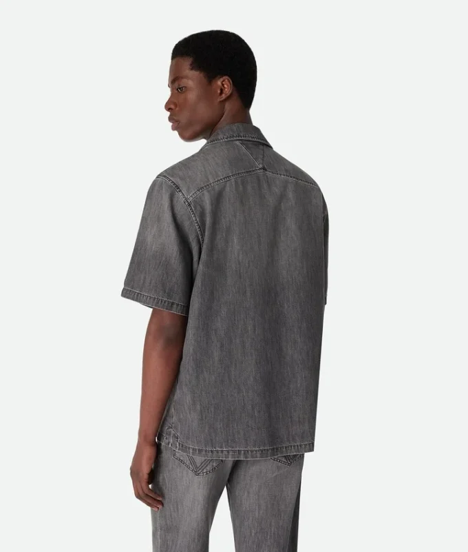 Chemise en denim noir vintage