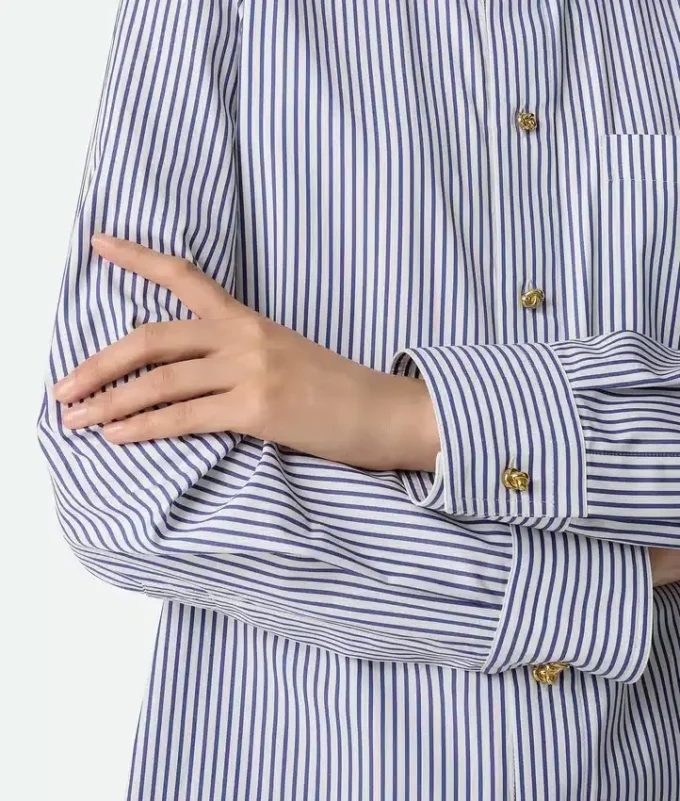 Chemise en popeline de coton à fines rayures Chemise en popeline de coton à fines rayures
