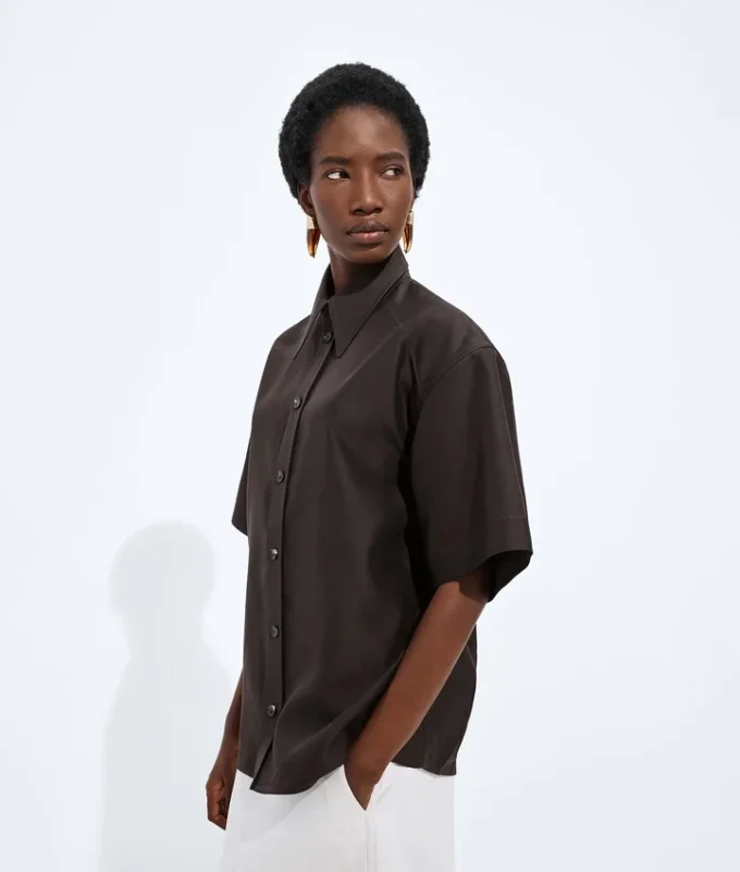 Chemise en toile de laine et soie Chemise en toile de laine et soie