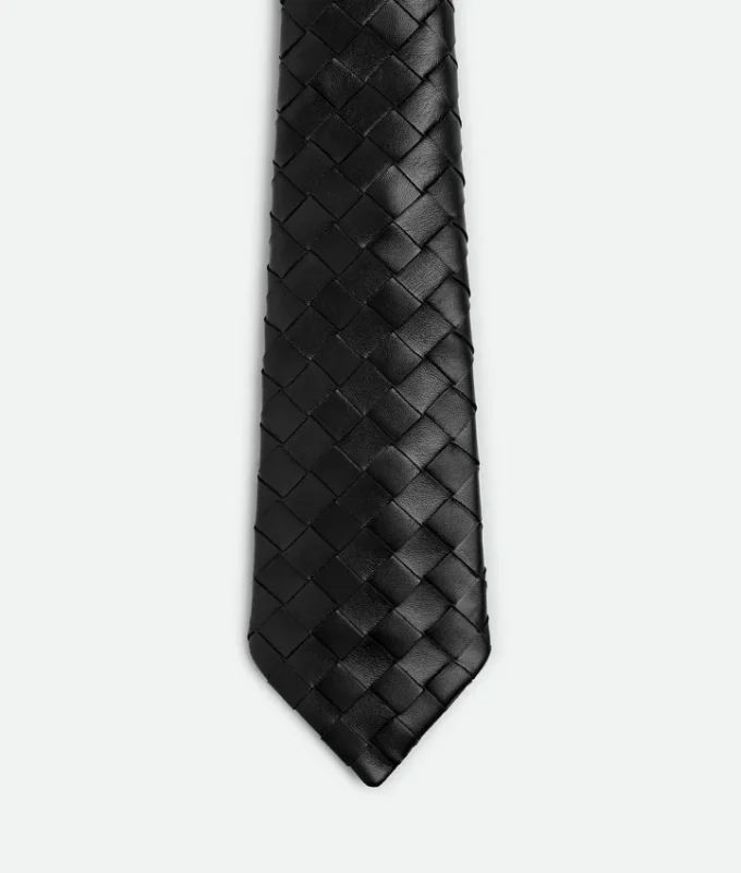 Cravate en cuir Intrecciato