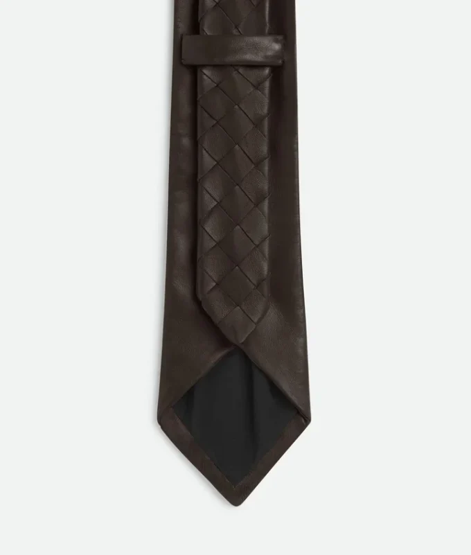 Cravate en cuir Intrecciato