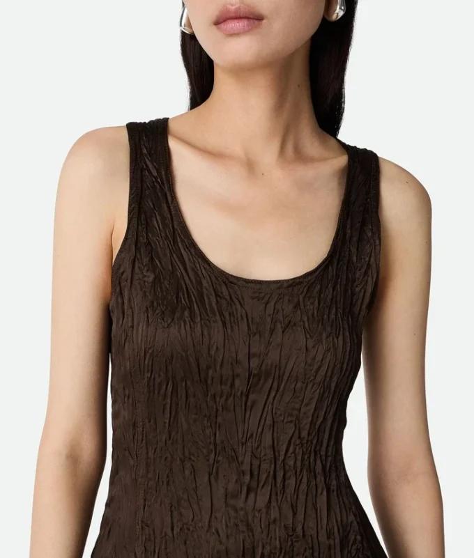 Débardeur en satin de viscose froissé