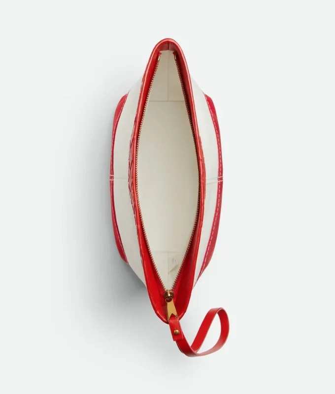 Flip Flap Medium Pouch Flip Flap Medium Pouch