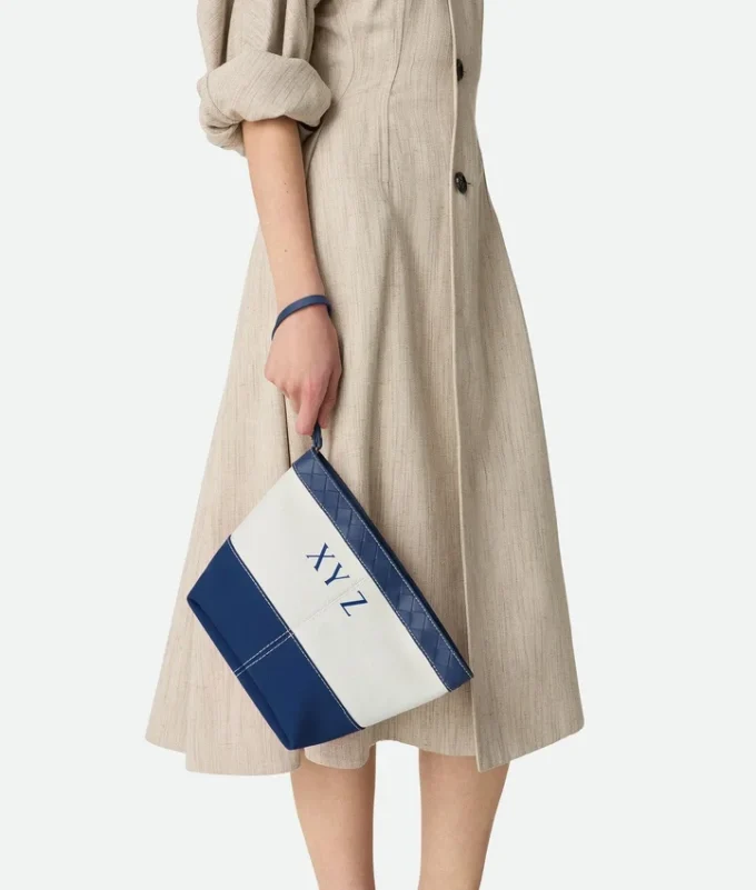 Flip Flap Medium Pouch Flip Flap Medium Pouch