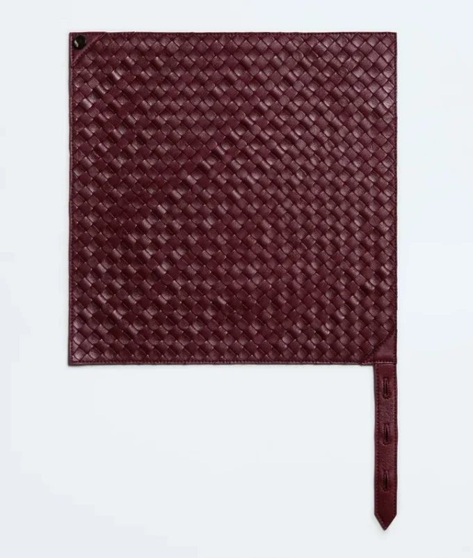Foulard en cuir Intrecciato