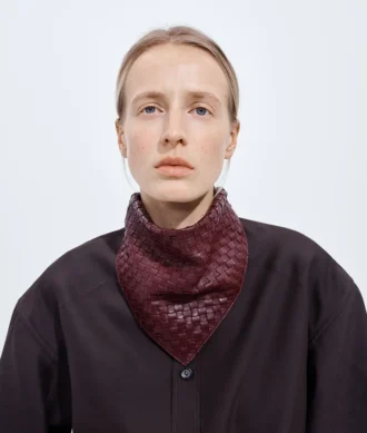 Foulard en cuir Intrecciato