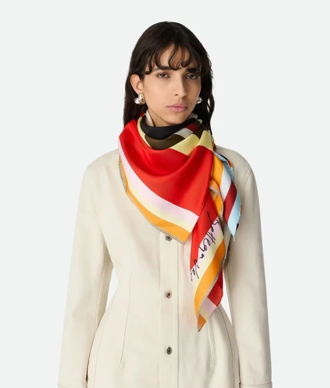 Foulard en twill de soie rayé
