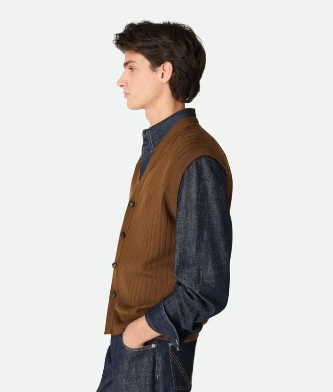 Gilet en laine côtelée Gilet en laine côtelée