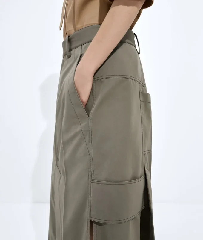 Jupe en gabardine de coton et de soie