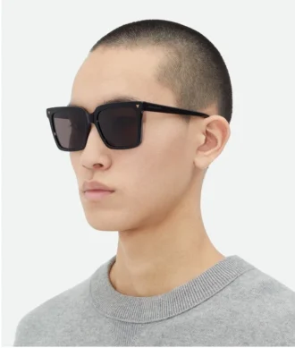 Lunettes de soleil carrées en acétate recyclé souple