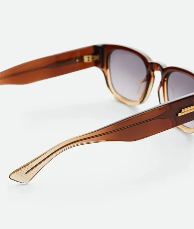 Lunettes de soleil Panthos classiques