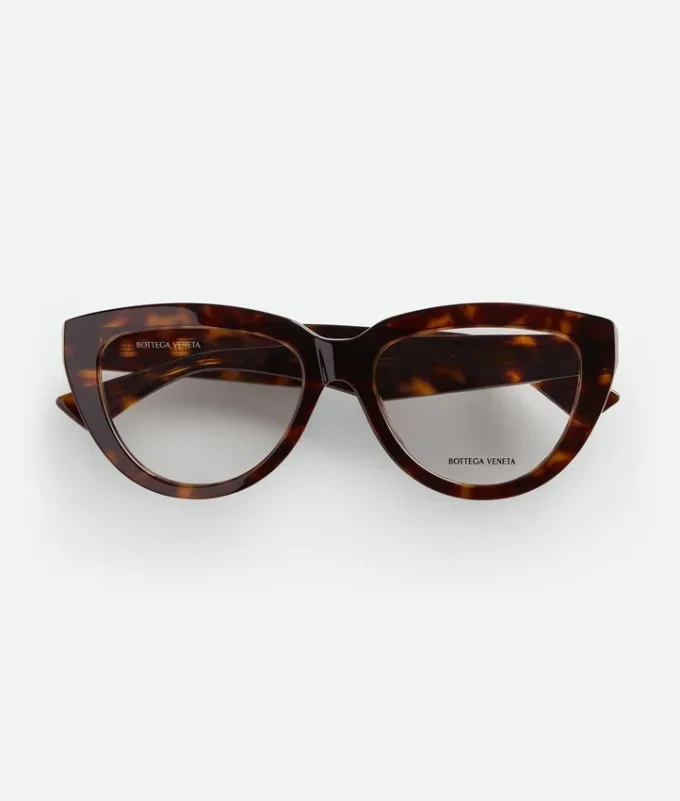Lunettes œil-de-chat classiques en acétate recyclé Lunettes œil-de-chat classiques en acétate recyclé
