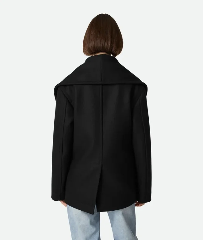 Manteau court en laine Stretch