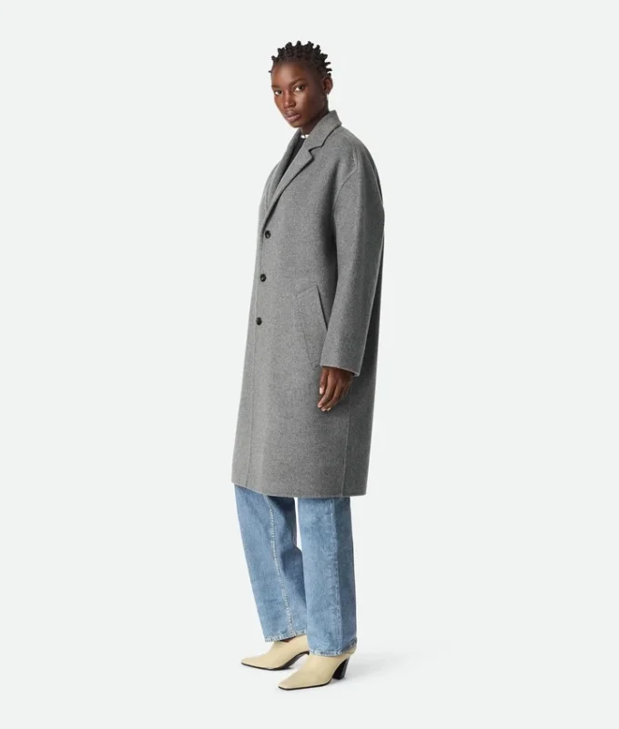 Manteau en cachemire à double fente