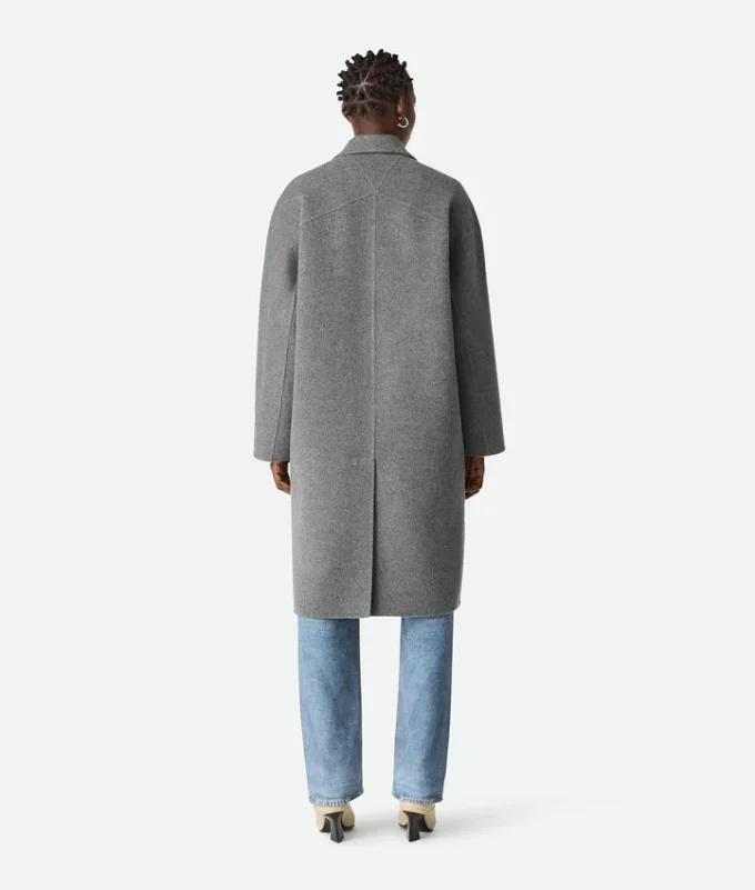 Manteau en cachemire à double fente