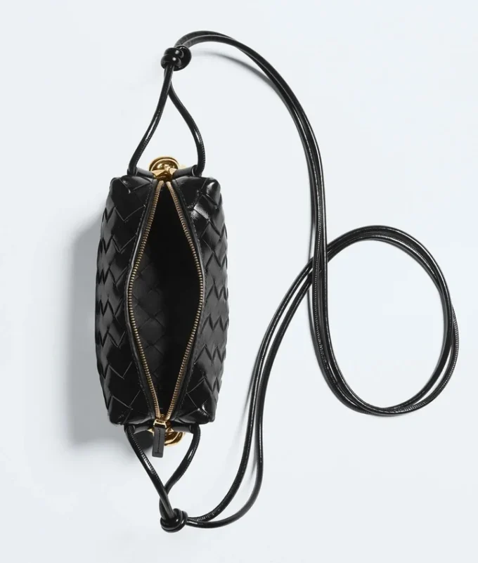 Mini Loop Metal Knot