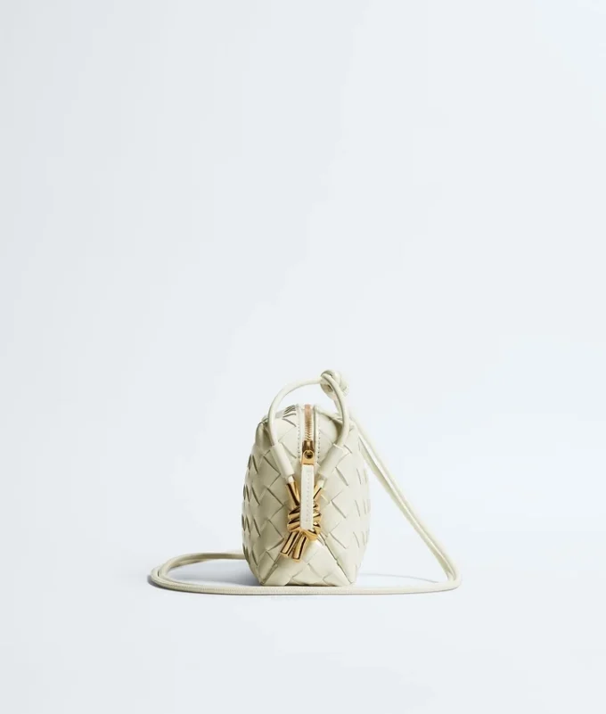 Mini Loop Metal Knot