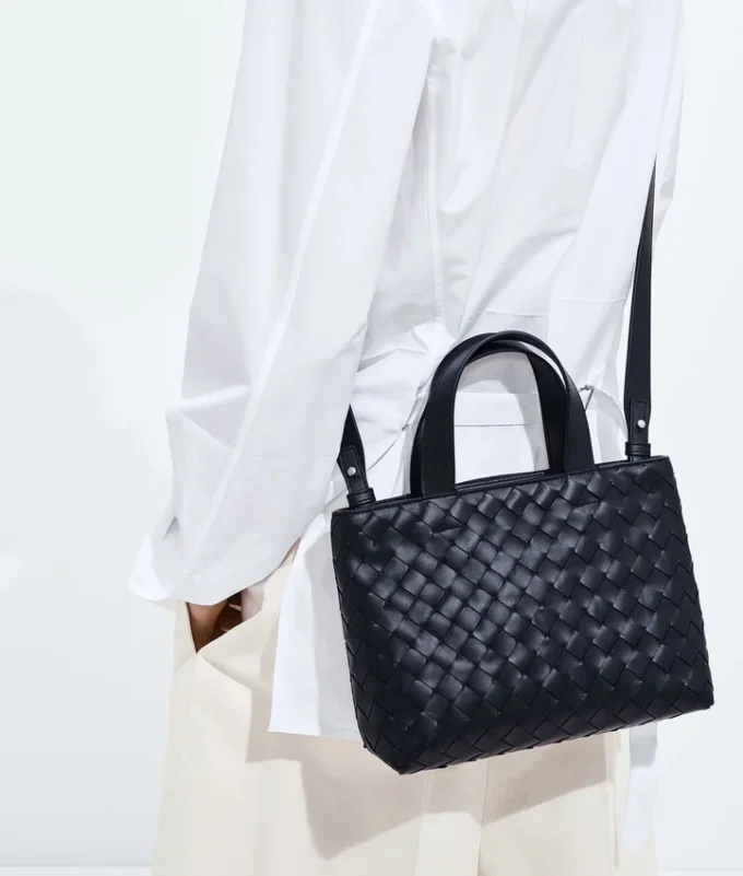 Mini sac fourre-tout zippé Intrecciato