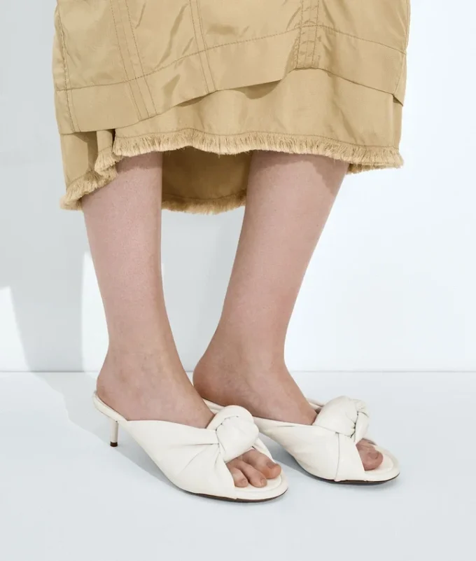 Mule Cherry Mule Cherry