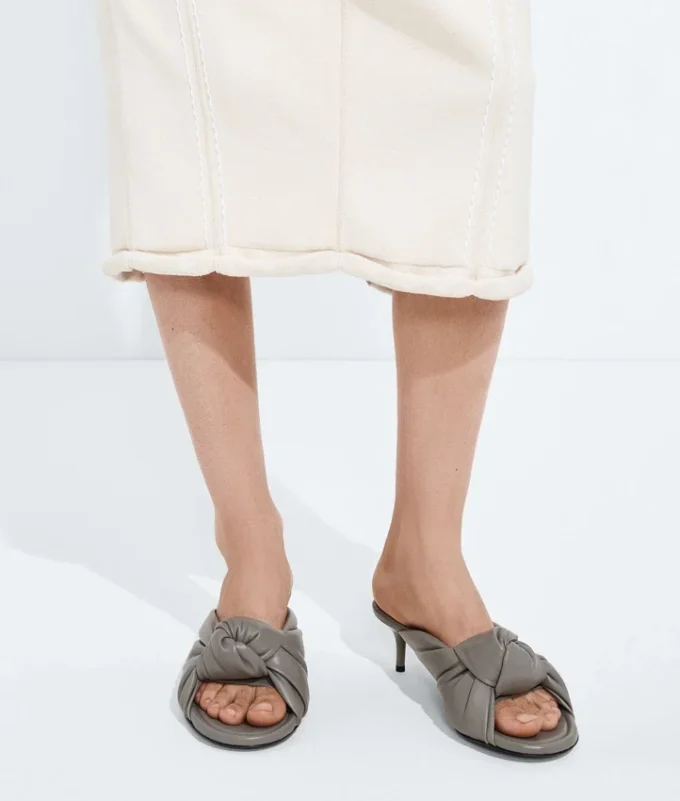 Mule Cherry Mule Cherry