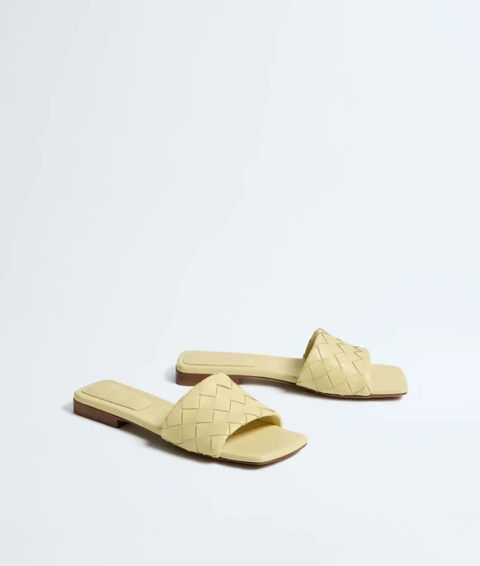 Mules plates Parco