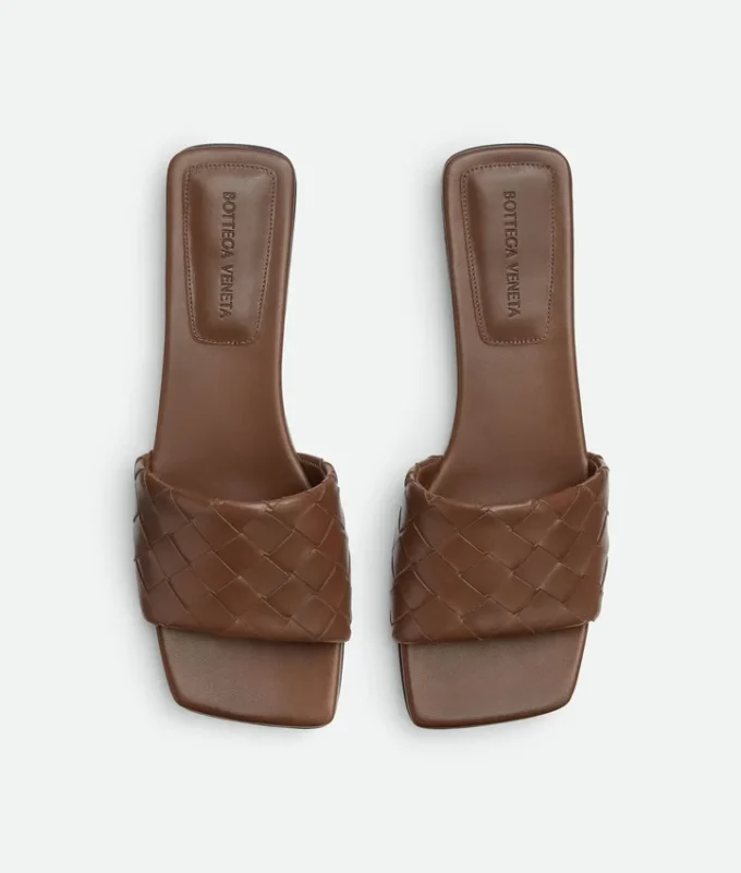 Mules plates Parco