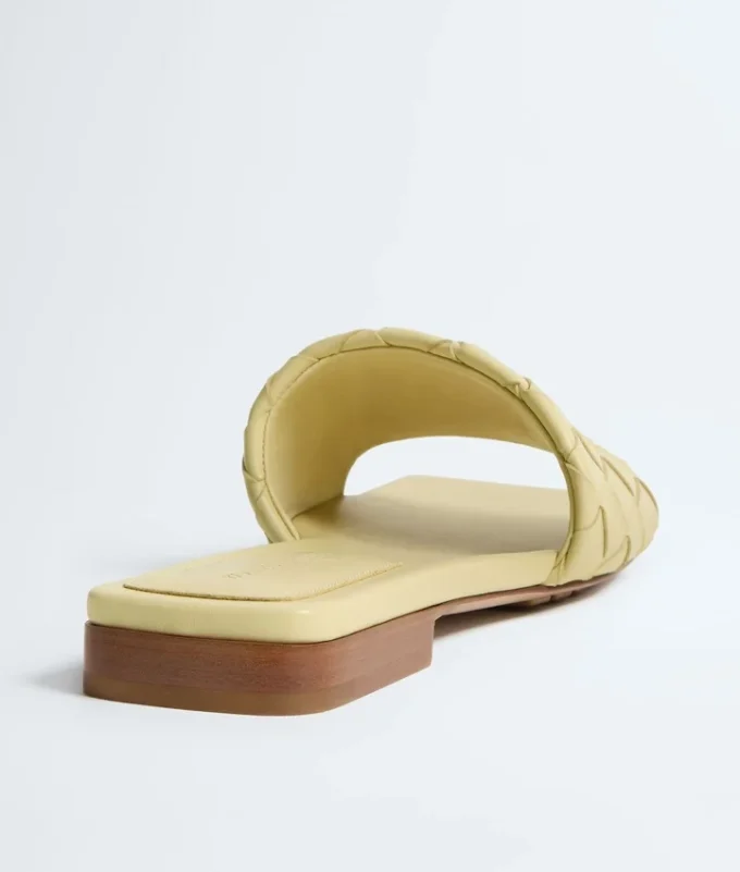 Mules plates Parco