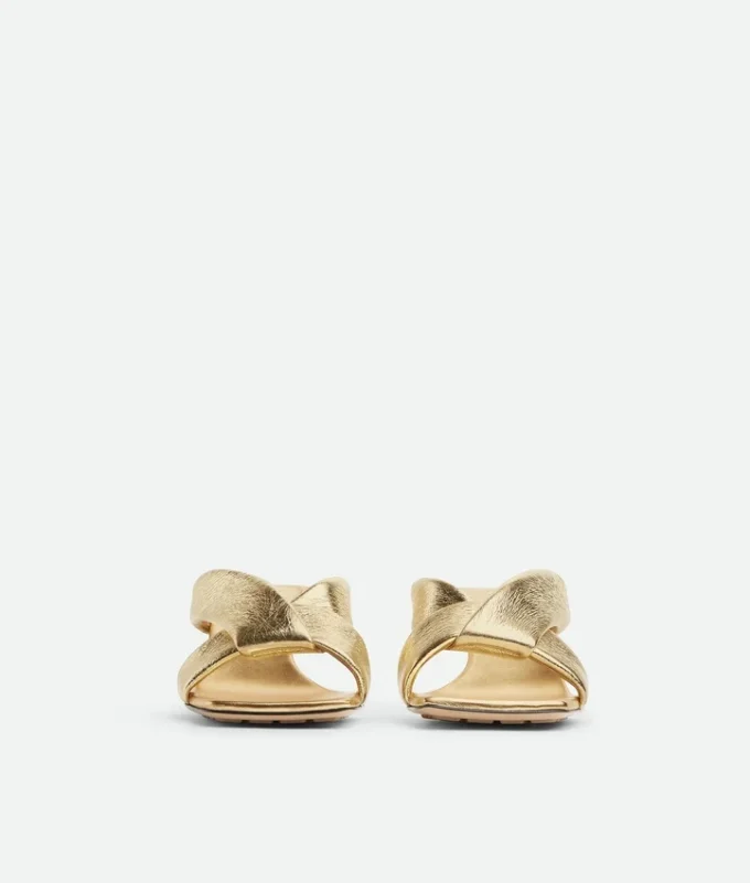 Mules Riva