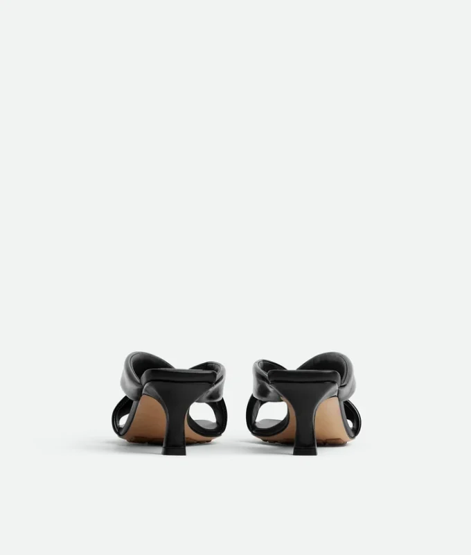 Mules Riva