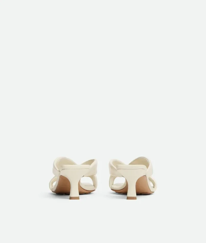 Mules Riva