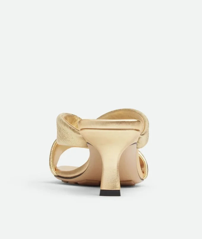 Mules Riva