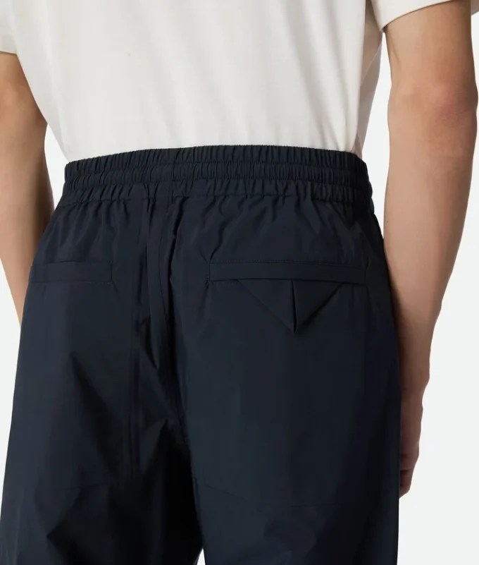 Pantalon en nylon