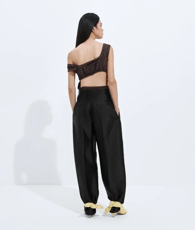 Pantalon en sergé de coton et viscose délavé