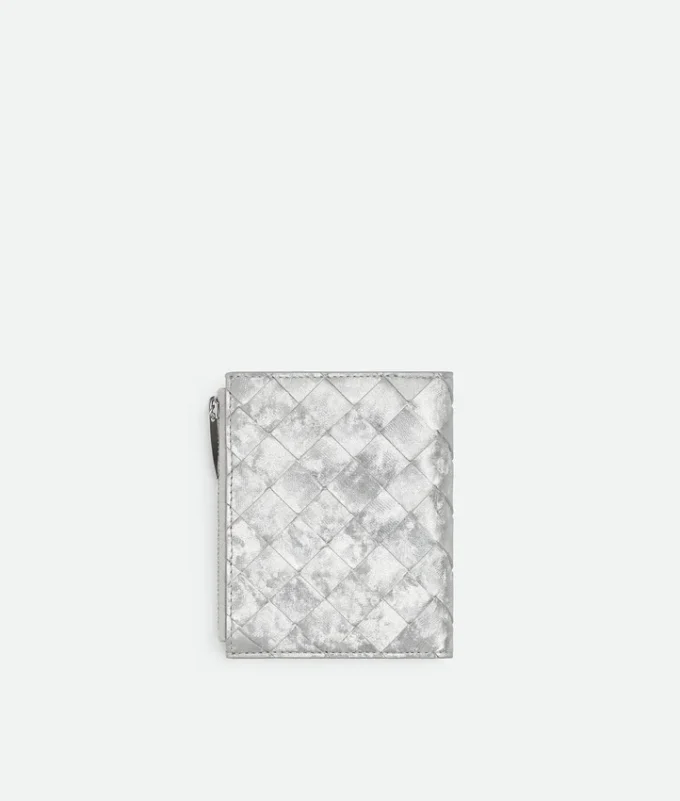 Petit portefeuille à deux volets en cuir Intrecciato Petit portefeuille à deux volets en cuir Intrecciato