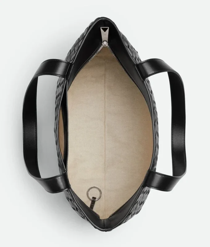Petit sac fourre-tout Intrecciato à fermeture éclair Petit sac fourre-tout Intrecciato à fermeture éclair