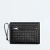 Petite pochette Intrecciato avec dragonne