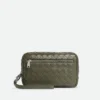 Petite pochette Intrecciato avec dragonne