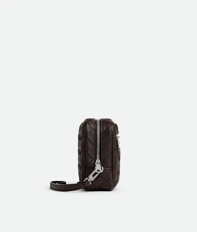Petite pochette Intrecciato avec dragonne