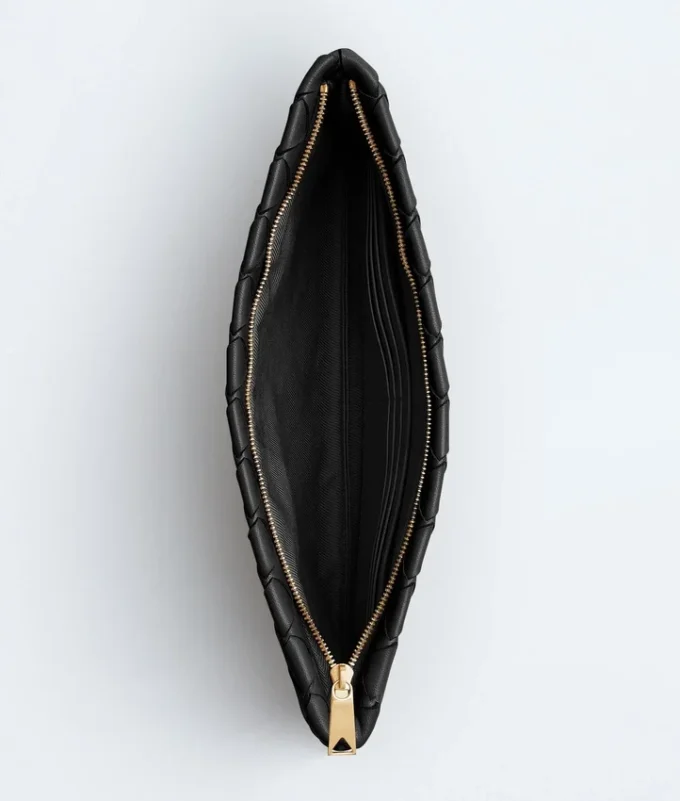 Petite pochette plate Intrecciato