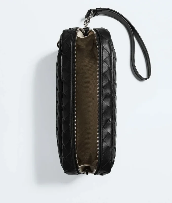 Pochette Intrecciato avec dragonne